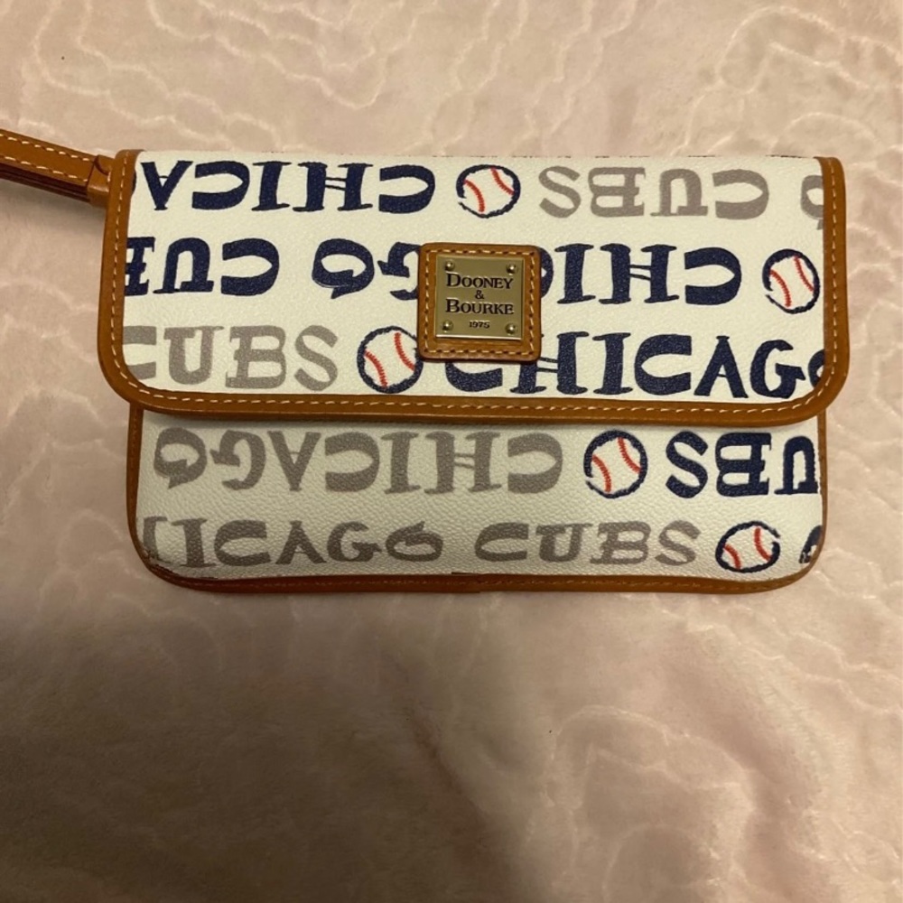 Dooney Bourke